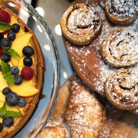 住宿加早餐酒店 Perla 3*