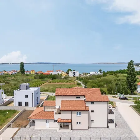 Perla 住宿加早餐酒店