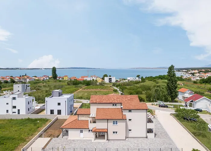 Perla فندق مبيت وإفطار