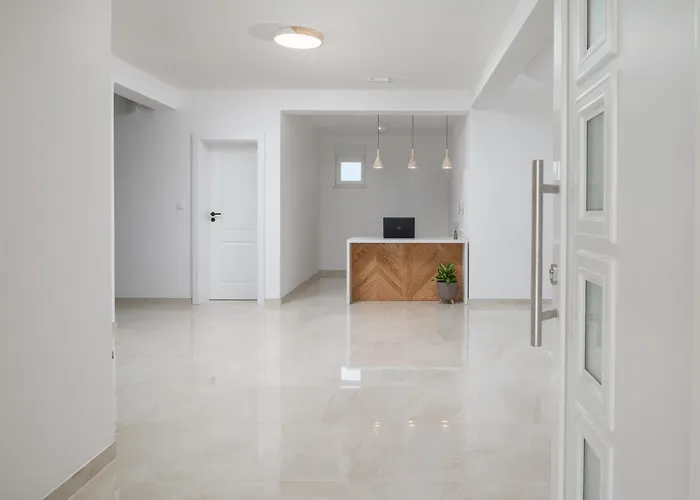 فندق مبيت وإفطار Perla