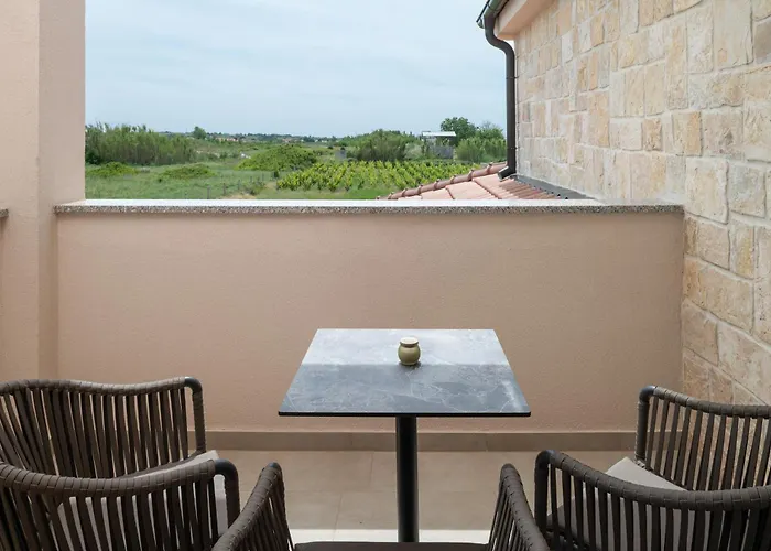 Perla Bed & Breakfast 3*